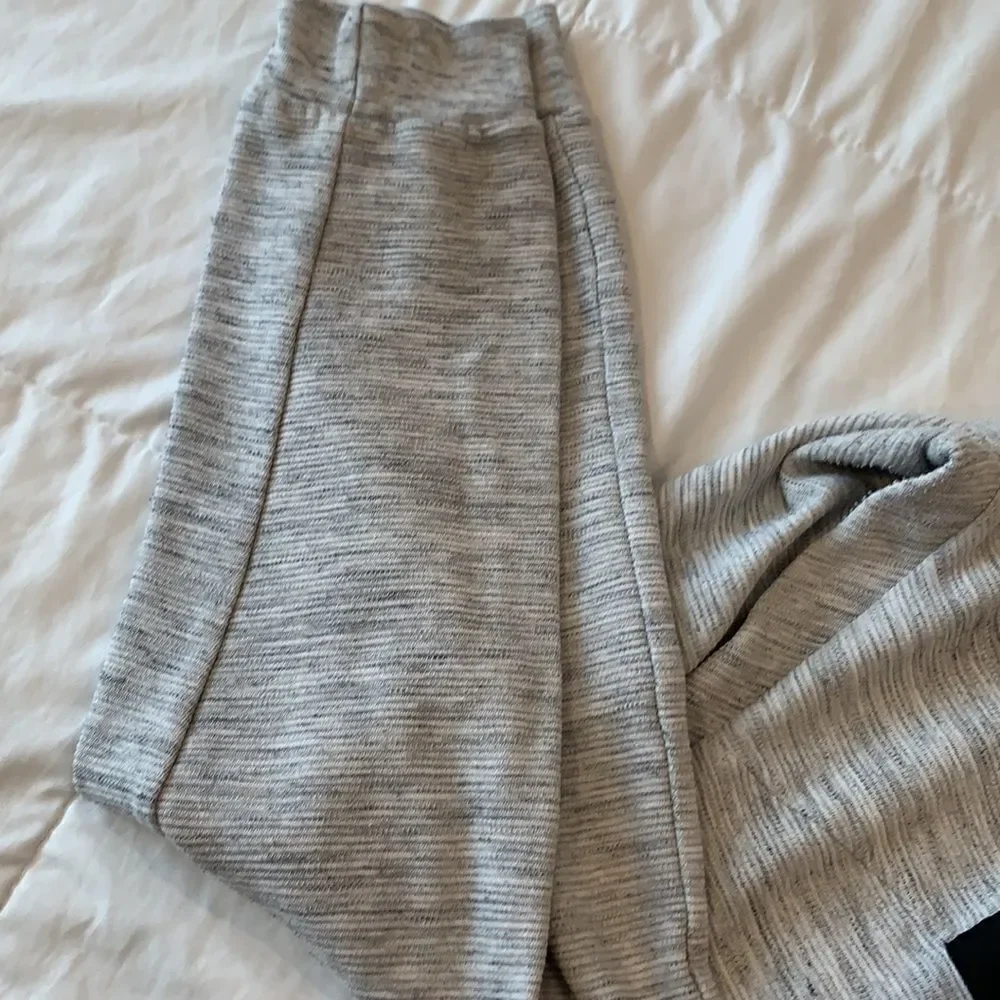 Zara jogger pants